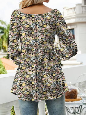 Floral printed scoop neck long sleeve blouse, back view