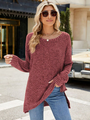 Red round neck long sleeve t-shirt, casual look