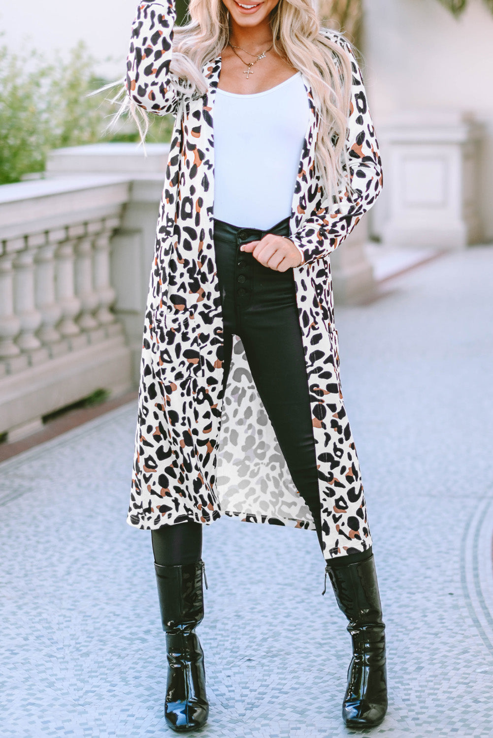 Leopard print cover up with long sleeves, chic design