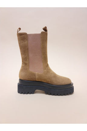 Camel suede NECTAR-PLATFORM combat boot.