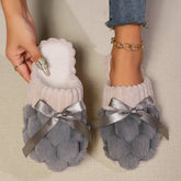 Gray bow trim contrast slippers with cozy design