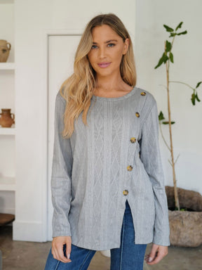 Gray slit round neck long sleeve t-shirt with buttons