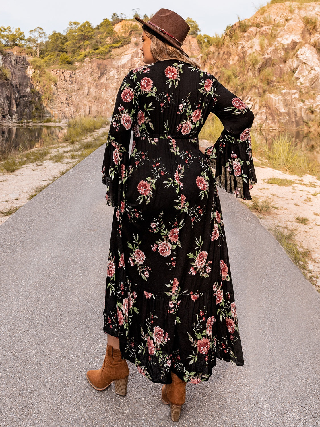 Plus size floral flare sleeve dress, back view