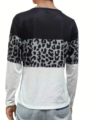 Back view of white crisscross color block T-shirt with leopard print.