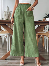 Green pocketed elastic waist wide leg pants