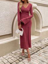 Deep purple tied V-neck long sleeve sweater dress