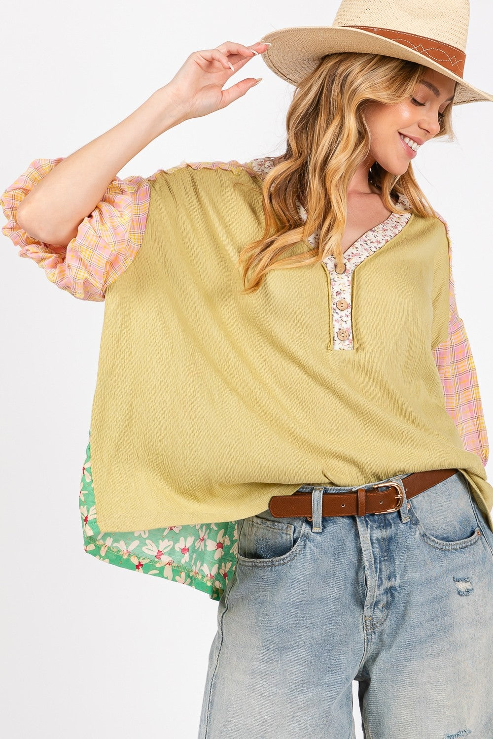 SAGE + FIG color block bubble sleeve top, side view