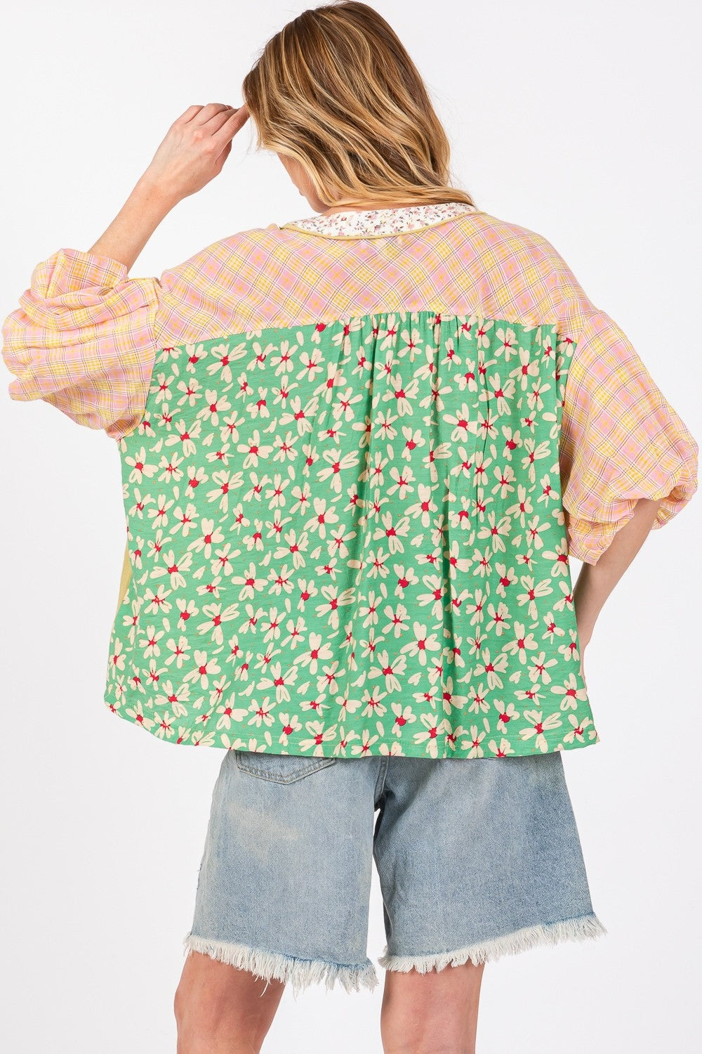 SAGE + FIG color block bubble sleeve top, back view